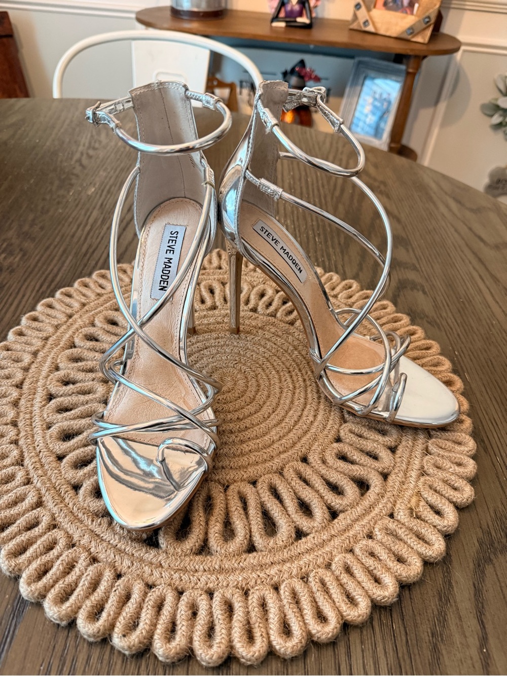 Steve Madden Satya Silver Strappy Heel Sz 7.5